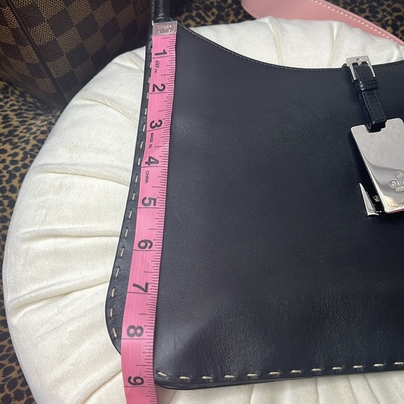 GUCCI PURSE & HEELS - Picture 14 of 15